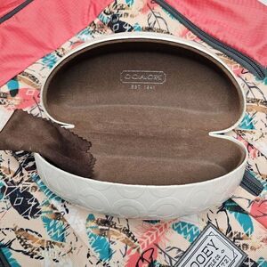 Coach Original White Logo Hard Sunglass Case Holder Sunglasses Microfiber Cloth